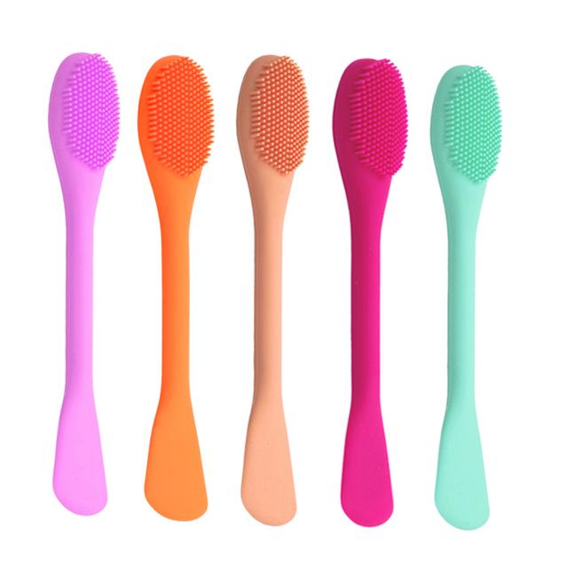 Silicone face mask brush